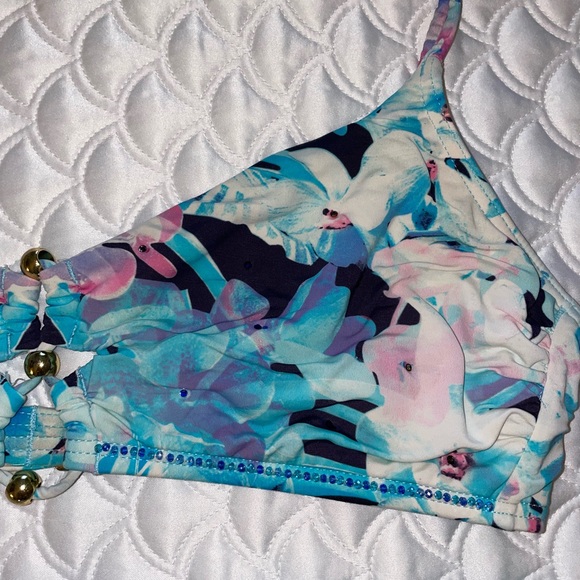 Very cute colorful swimsuit with Swarovski elements - Picture 9 of 12